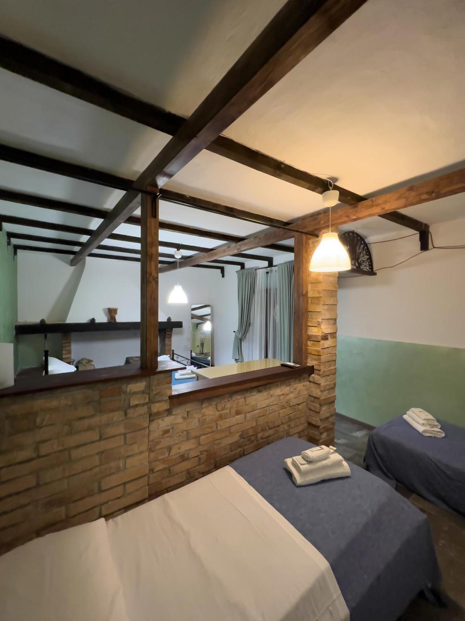 Agriturismo Santo Stefano 卡萨尔博迪诺 外观 照片